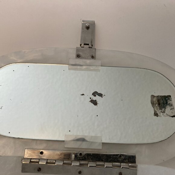 Vintage Lucite box purse - Picture 8 of 8